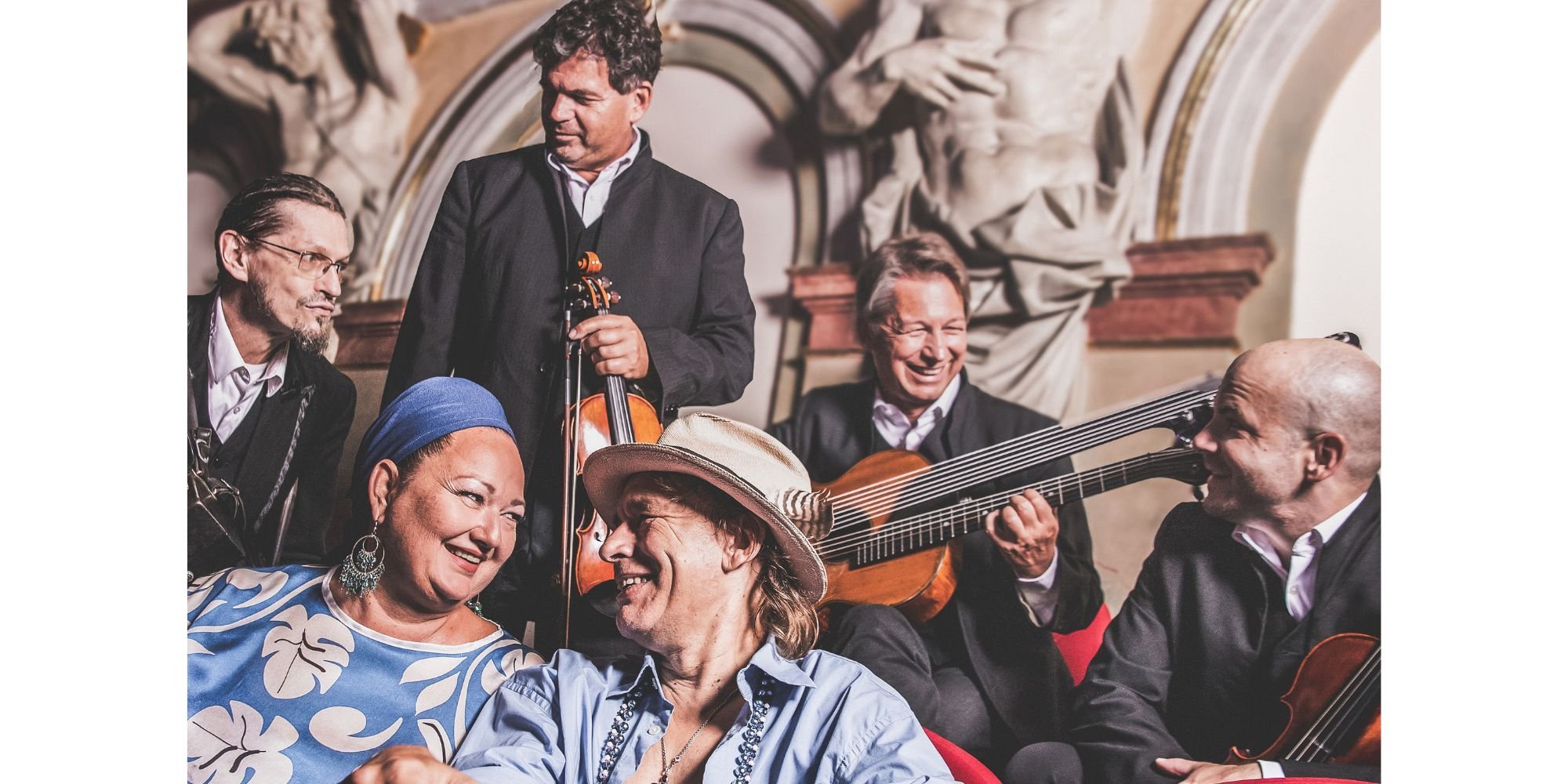 Ernst Molden & Neue Wiener Concert Schrammeln feat. Tini Kainrath